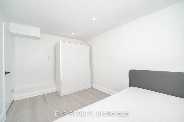 Additional image 43 of 25 Nabob Cres