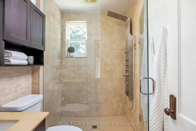 Additional image 22 of 27 Normandy Blvd