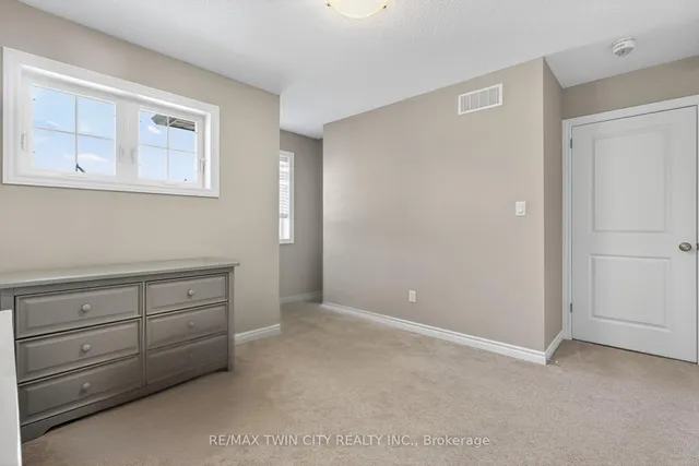 Additional image 34 of 52 Tremaine Dr