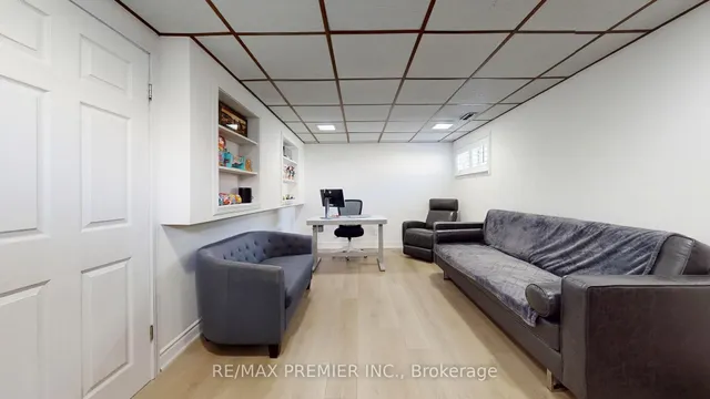 Additional image 28 of 16 Magdalena Crt