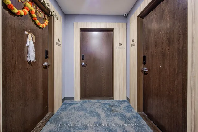 Additional image 18 of 60 Frederick St Unit 1809