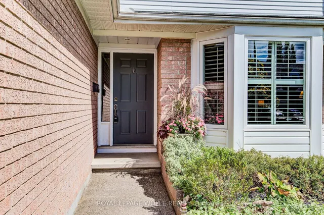 Additional image 2 of 33 Tinatawa Crt