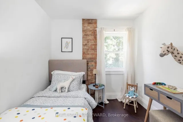 Additional image 21 of 27 Normandy Blvd