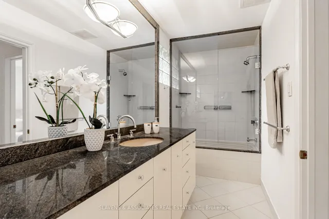 Additional image 32 of 123 Lord Seaton Rd