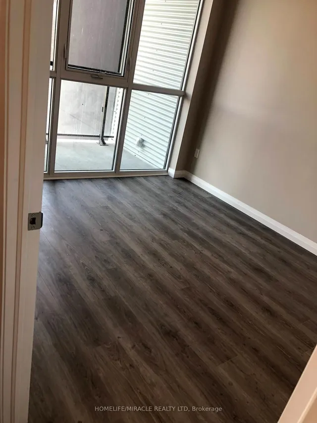 Additional image 9 of 60 Charles St Unit 1001