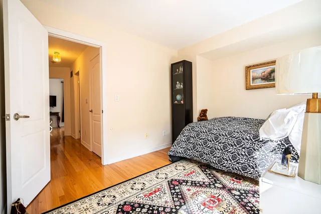 Additional image 33 of 24 Michael Power Pl