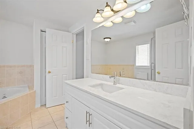 Additional image 25 of 51 Peach Blossom Cres