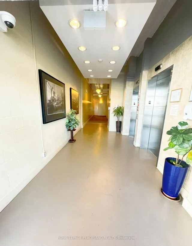 Additional image 14 of 410 King St Unit 418