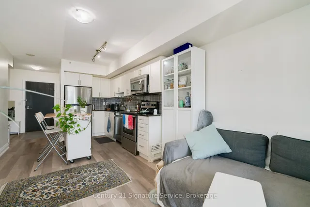 Additional image 14 of 3520 Danforth Ave Unit 609