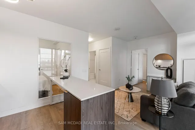 Additional image 17 of 65 Annie Craig Dr Unit 1405