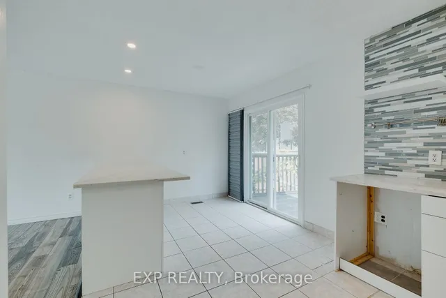 Additional image 11 of 595 Pioneer Dr