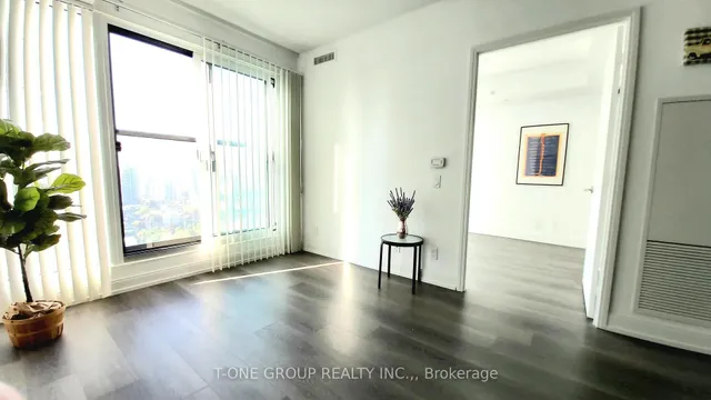 Additional image 9 of 181 Dundas St Unit 4902