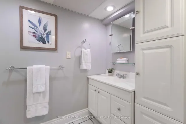 Additional image 26 of 83 Harewood Ave