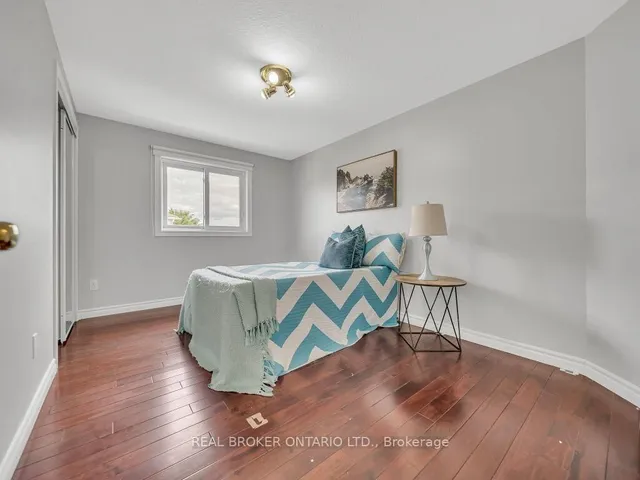 Additional image 34 of 141 Hollyridge Cres