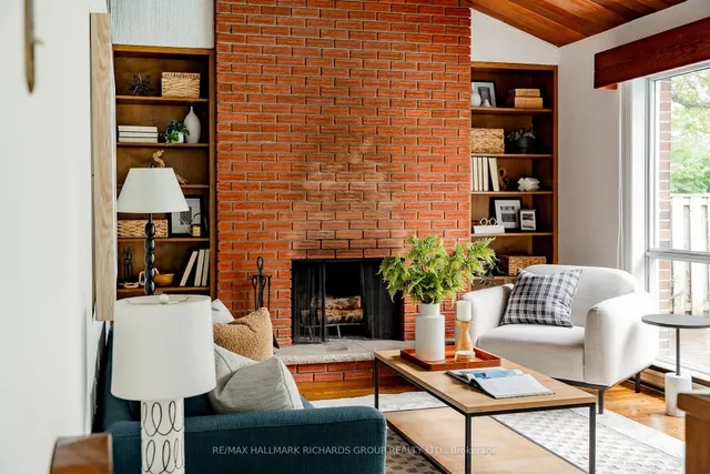 Additional image 11 of 30 Skyview Cres