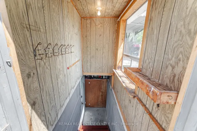 Additional image 43 of 19 Seneca Dr