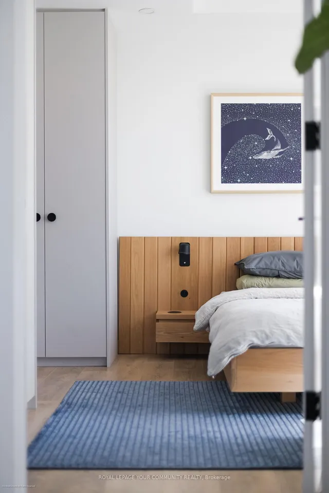 Additional image 22 of 505 Richmond St Unit 612