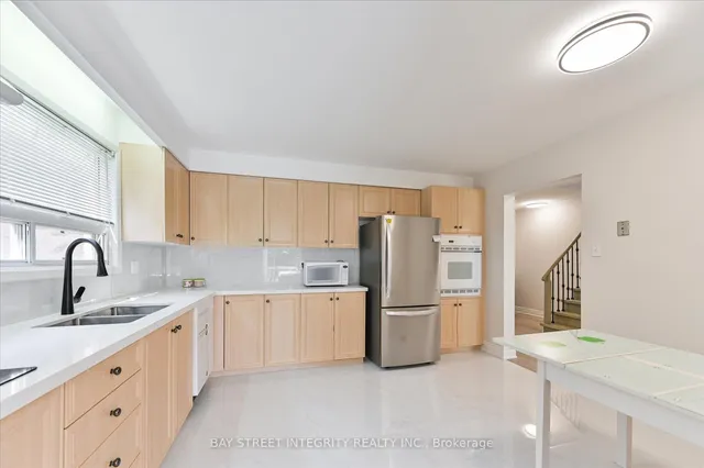 Additional image 15 of 21 Whitehorn Cres