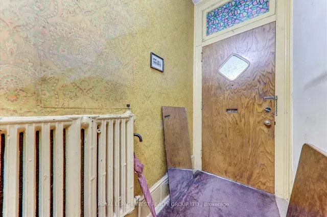 Additional image 23 of 24 Augusta Ave