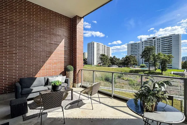 Additional image 31 of 36 Forest Manor Rd Unit 103