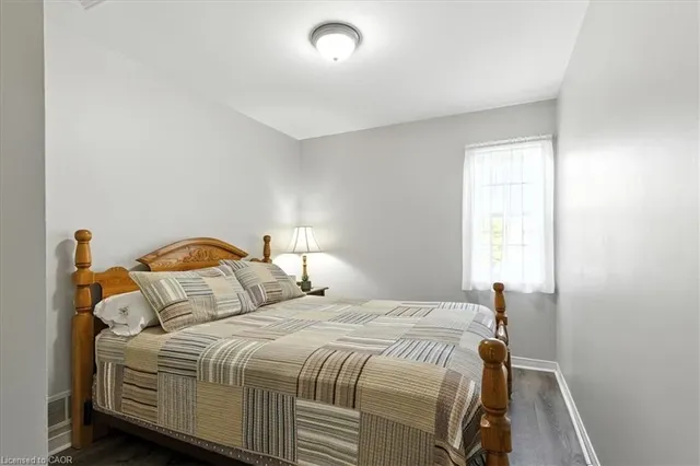 Additional image 20 of 53 Wake Robin Dr