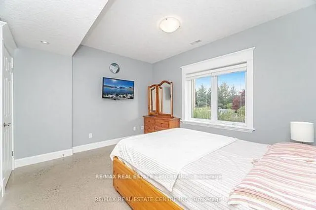 Additional image 37 of 86 Canters Clse