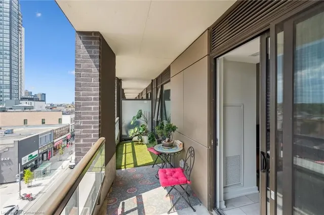 Additional image 25 of 55 Duke St Unit 323