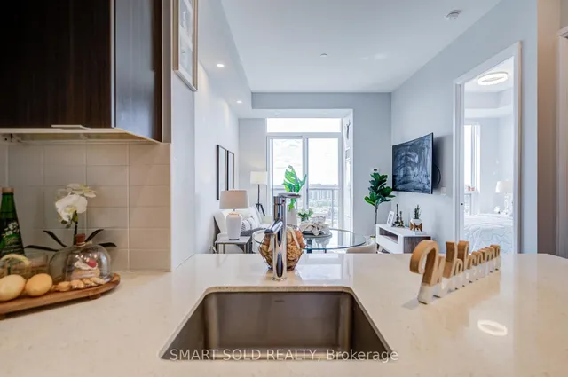 Additional image 28 of 18 Graydon Hall Dr Unit Ph02