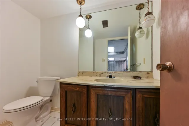 Additional image 38 of 21 Whitehorn Cres