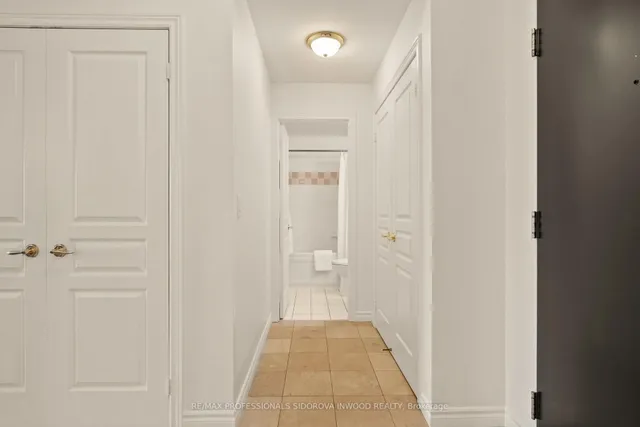 Additional image 29 of 2662 Bloor St Unit 507