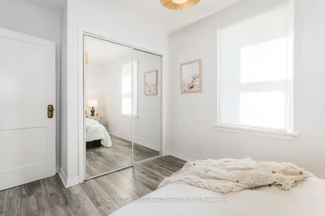 Additional image 25 of 1 Denton Ave