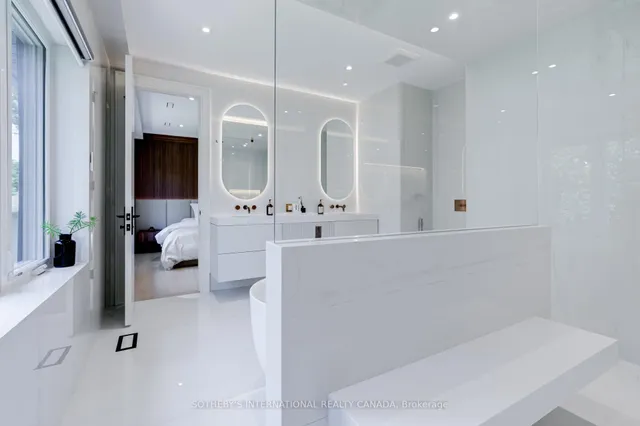 Additional image 11 of 11 Sherin Crt