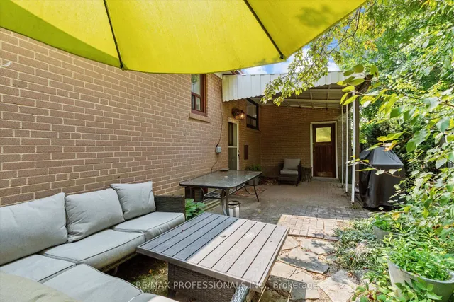 Additional image 25 of 17 Allonsius Dr