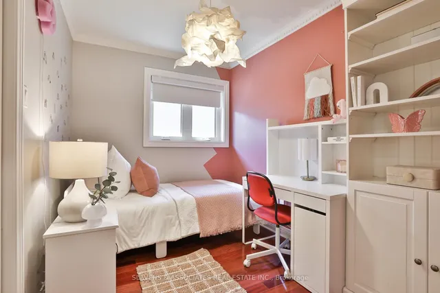 Additional image 26 of 1021 Spadina Rd