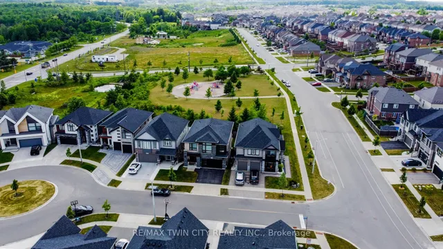 Additional image 46 of 904 Thomas Pedder Crt