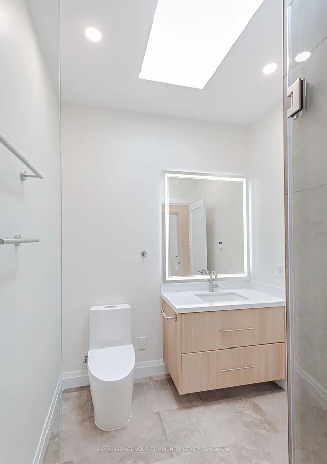 Additional image 26 of 89 Gainsborough Rd