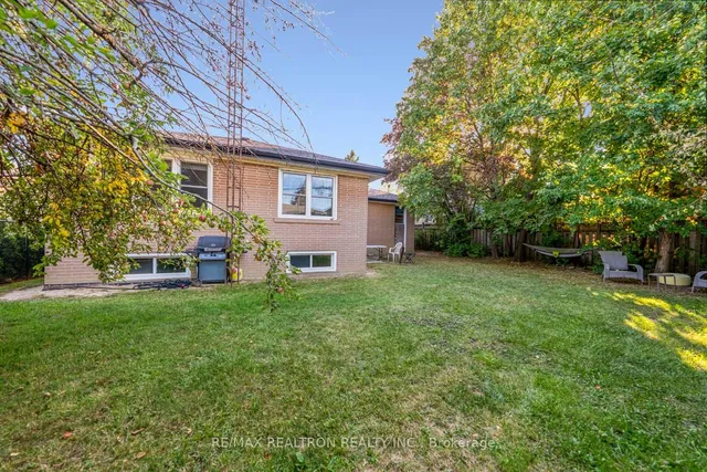 Additional image 40 of 11 Artreeva Dr