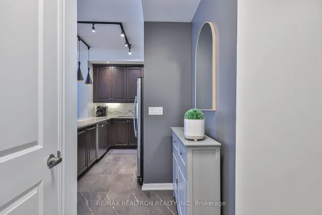 Additional image 6 of 628 fleet St Unit 407