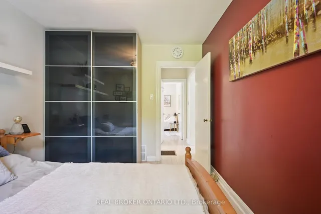 Additional image 19 of 28 Galbraith Ave