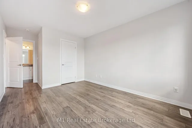 Additional image 31 of 13 Meadowridge St