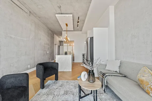 Additional image 18 of 608 Richmond St. W St Unit LPH02