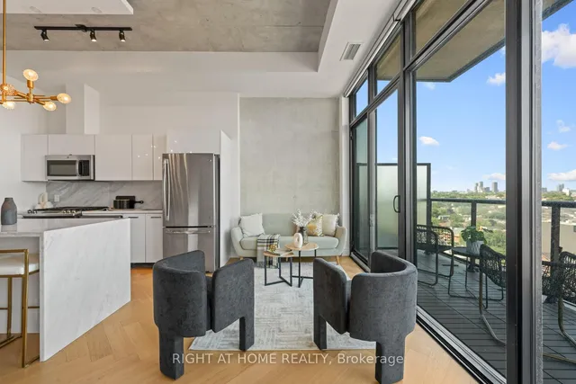 Additional image 20 of 608 Richmond St. W St Unit LPH02