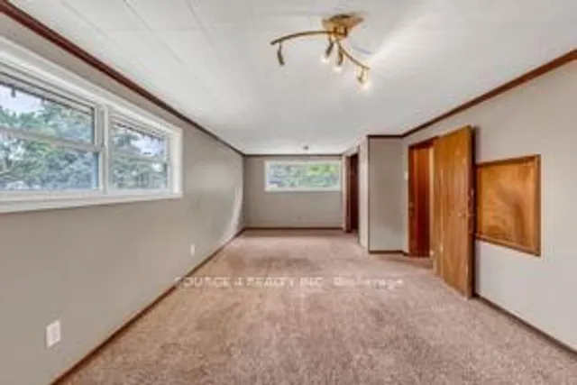 Additional image 17 of 35 Vista Cres