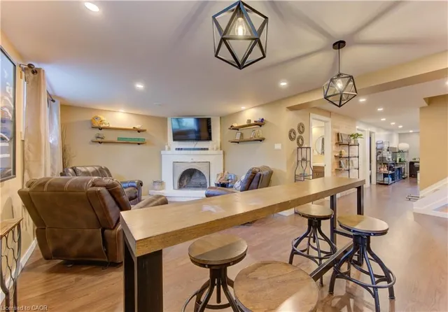 Additional image 22 of 109 Westchester Dr