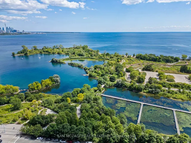 Additional image 34 of 65 Annie Craig Dr Unit 1405