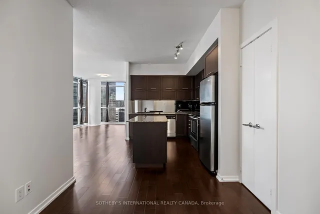 Additional image 6 of 55 Bremner Blvd Unit 2701