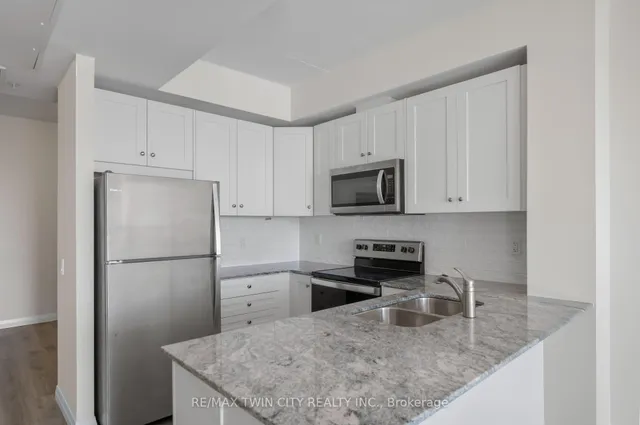 Additional image 18 of 60 Charles St Unit 2407