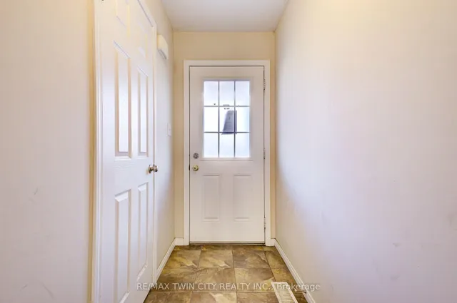 Additional image 5 of 29 Grand Flats Tr