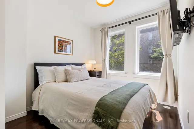 Additional image 17 of 55 Turntable Cres Unit 70