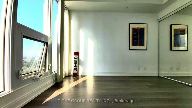 Additional image 10 of 181 Dundas St Unit 4902